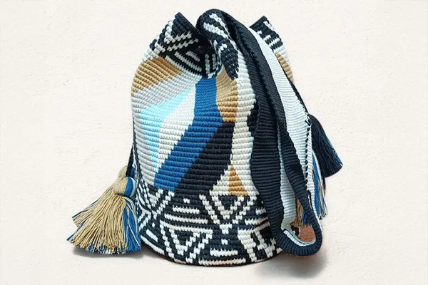 本物の Mochila バケット バッグ