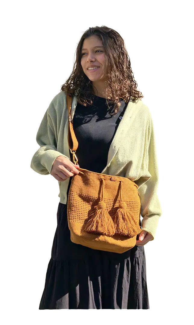 Wayuu artisan community weaving tradition supported by ethical handmade bag demand